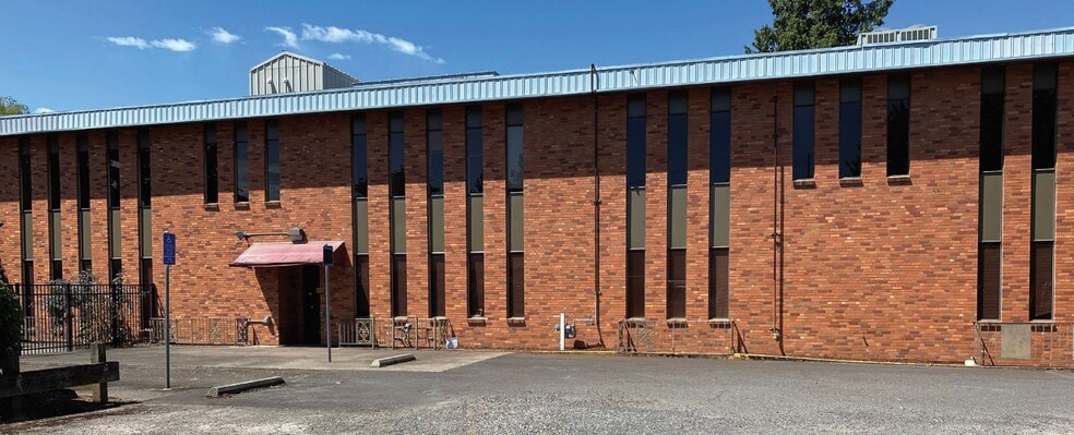 400 NE 7th St, Gresham, OR for lease - Building Photo - Image 1 of 1