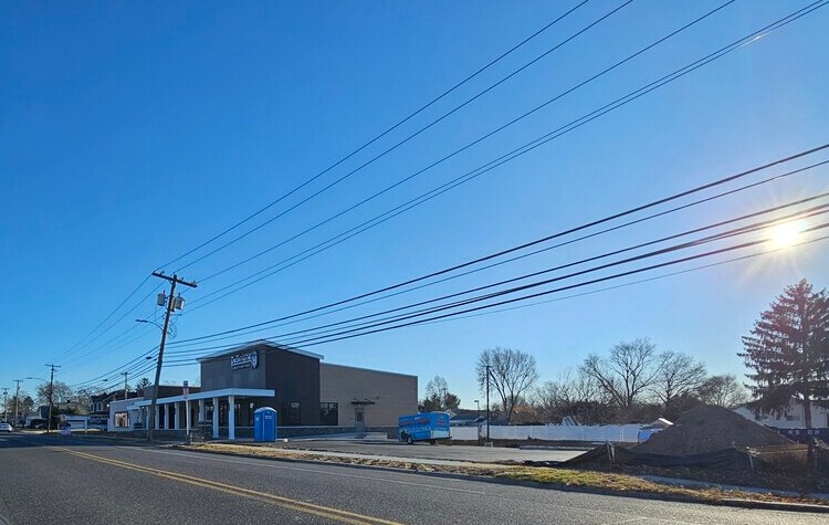 601 N Main St, Glassboro, NJ for lease - Building Photo - Image 2 of 6