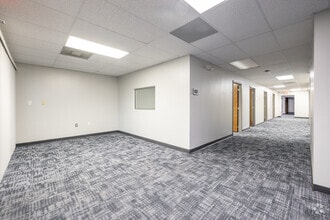 5730-5892 S Semoran Blvd, Orlando, FL for lease Interior Photo- Image 1 of 3