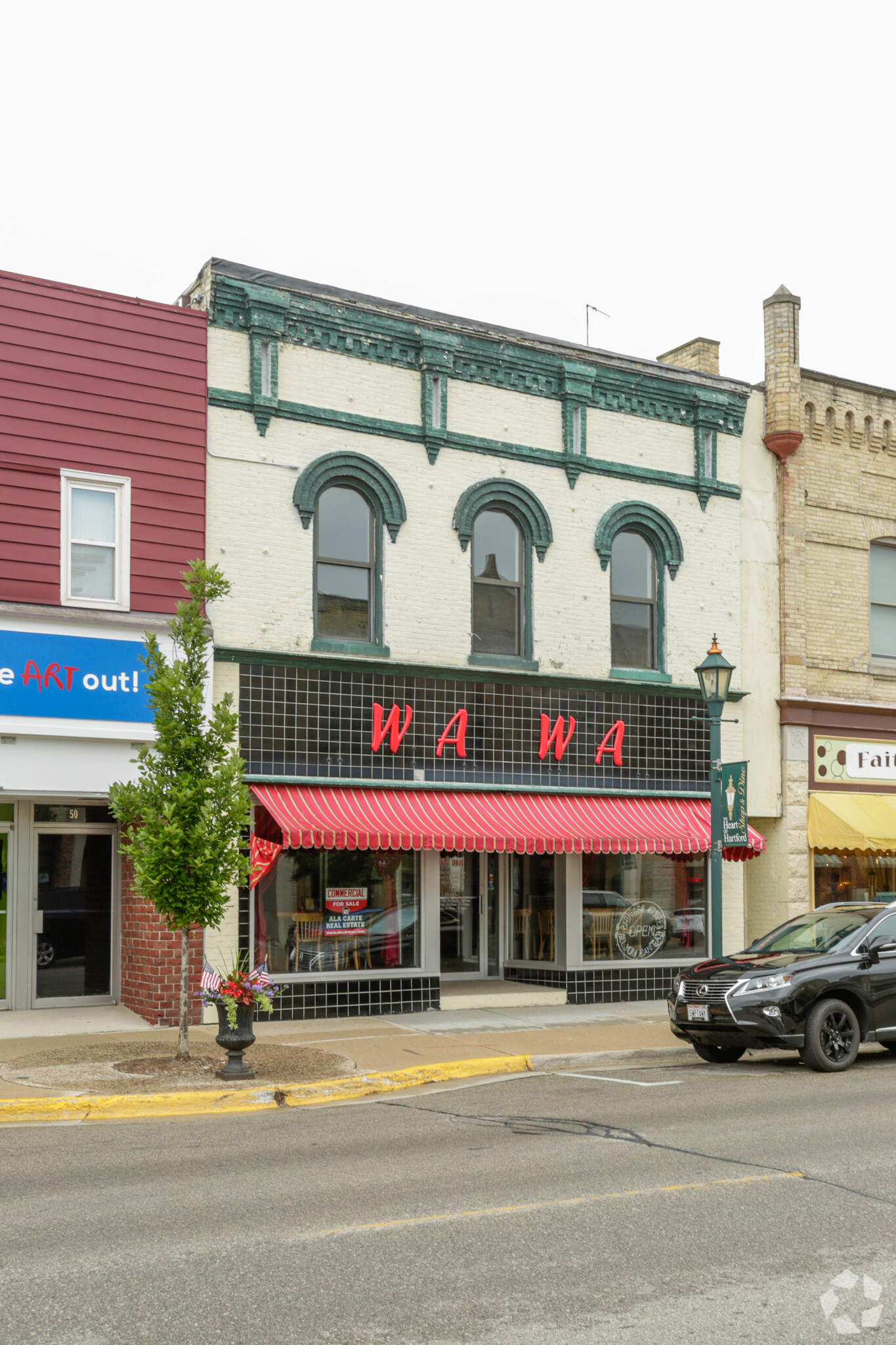 48 N Main St, Hartford, WI for sale Primary Photo- Image 1 of 1