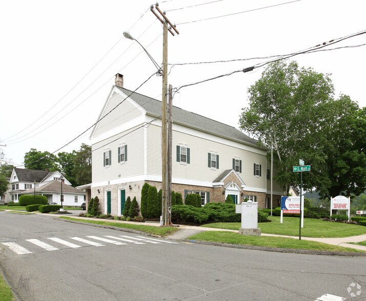 50 Bridge St, New Milford, CT for sale - Primary Photo - Image 1 of 1