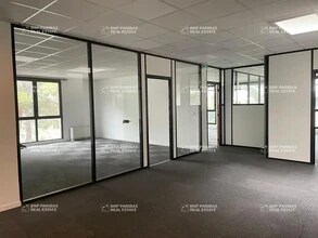 Office in Aix-en-Provence for lease Interior Photo- Image 2 of 7
