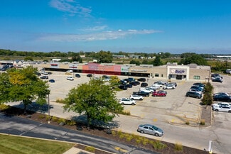 More details for 2000-2030 Silvernail Rd, Pewaukee, WI - Retail for Sale
