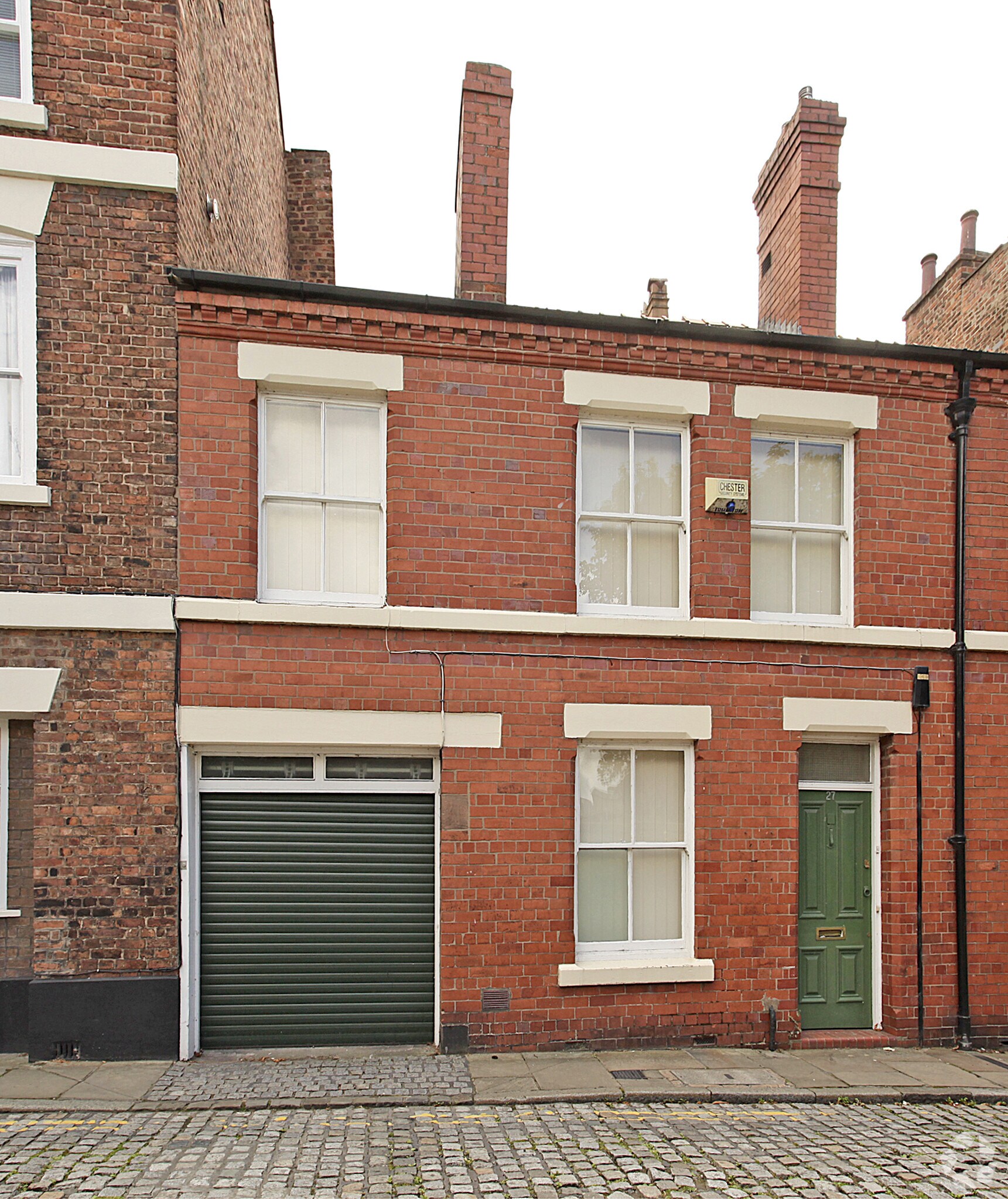 27 White Friars, Chester for sale Primary Photo- Image 1 of 1