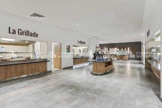 2 Avenue De La Gare, Montigny-le-Bretonneux for lease Interior Photo- Image 2 of 13