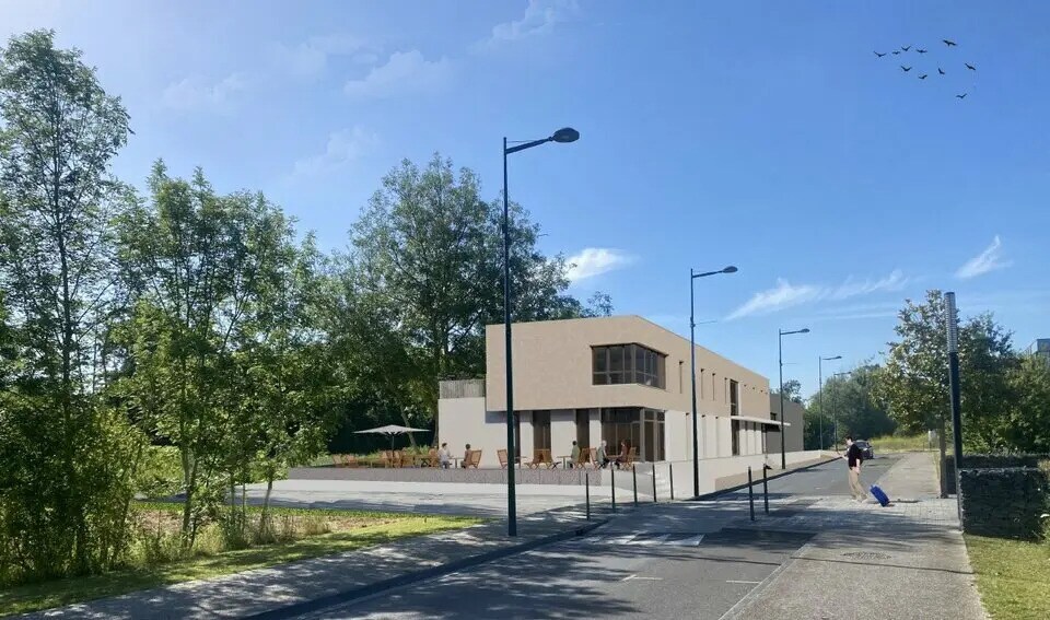 Retail in Val-de-Reuil for lease Building Photo- Image 1 of 5