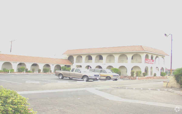 6758-6766 Passons Blvd, Pico Rivera, CA for lease - Primary Photo - Image 1 of 6