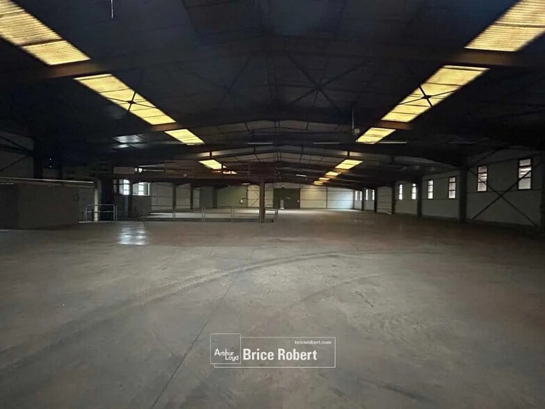 Flex in Civrieux-d'Azergues for sale - Interior Photo - Image 2 of 6