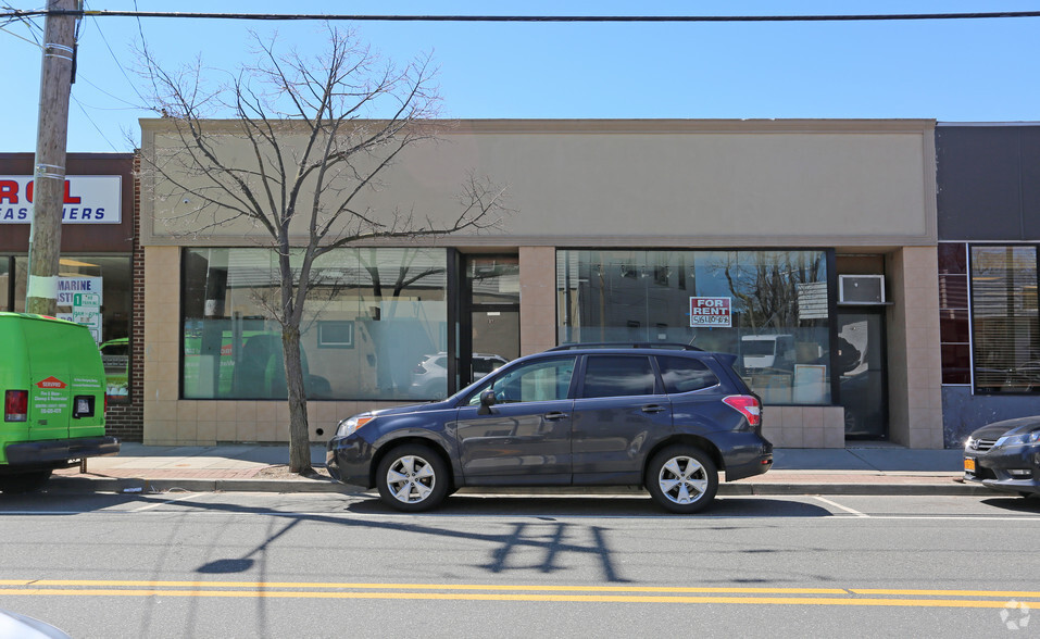 27-29 Main St, East Rockaway, NY for sale - Primary Photo - Image 1 of 1