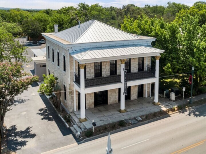 705 S Main St, Boerne, TX for sale - Building Photo - Image 1 of 1
