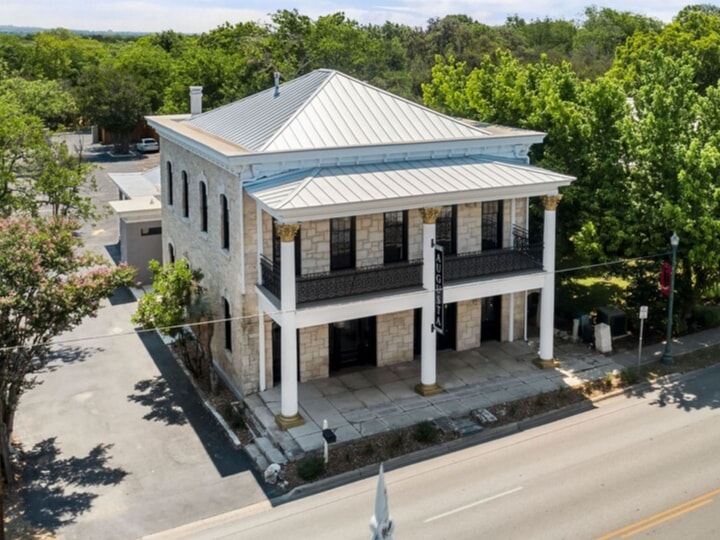 705 S Main St, Boerne, TX for sale Building Photo- Image 1 of 1