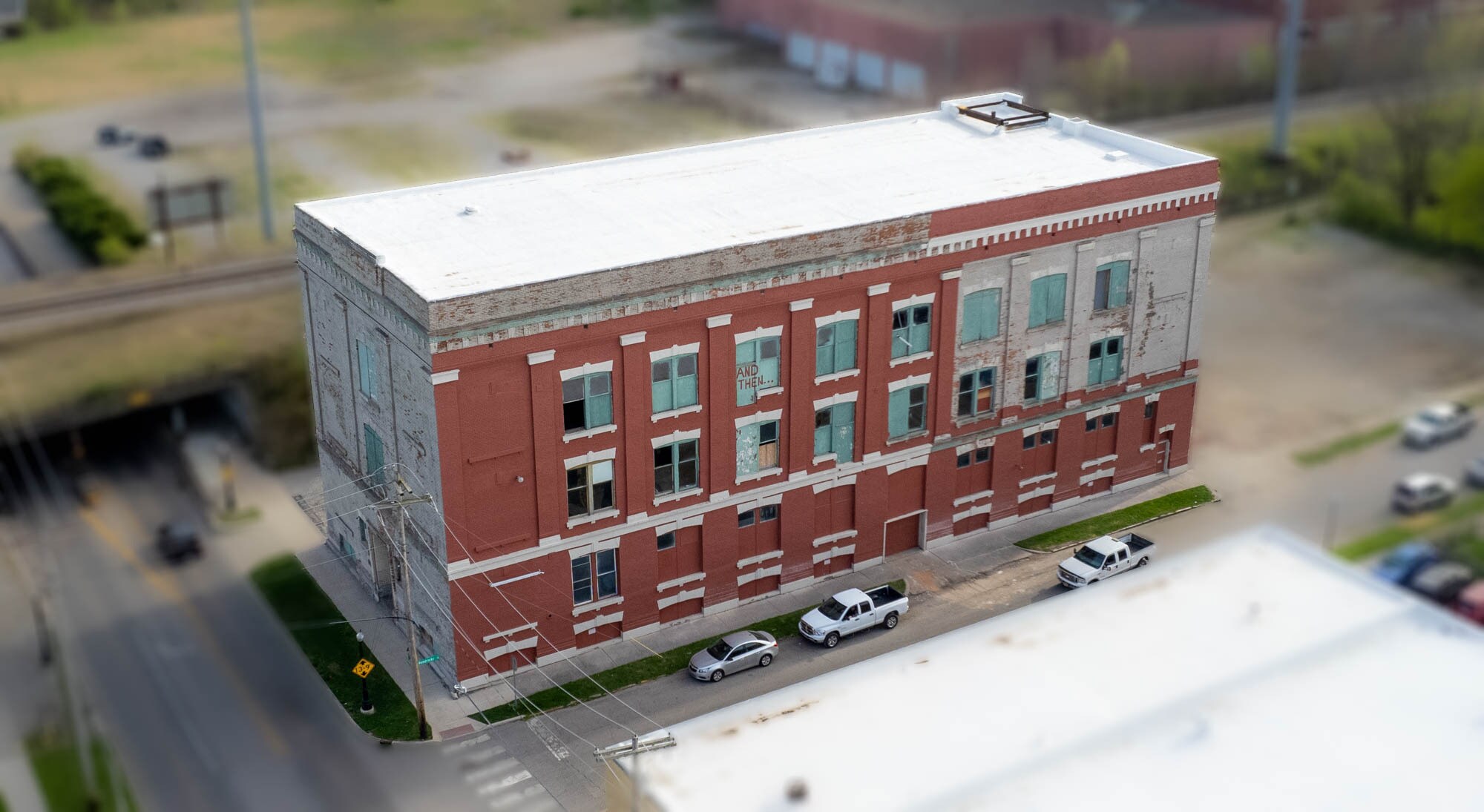 1510 Fairfield Ave, Fort Wayne, IN for sale Building Photo- Image 1 of 1