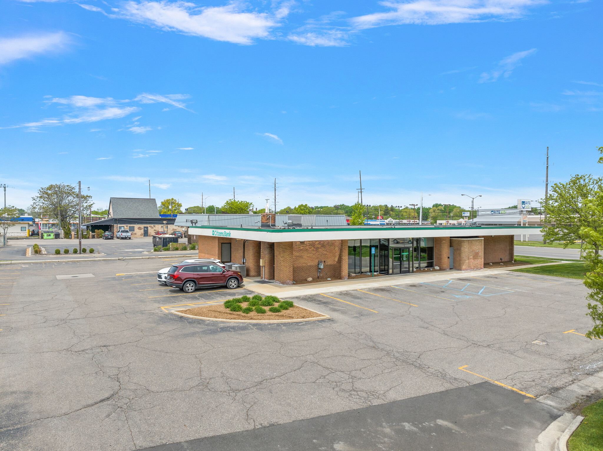 28200-28250 Dequindre Rd, Warren, MI 48092 - Retail for Sale | LoopNet