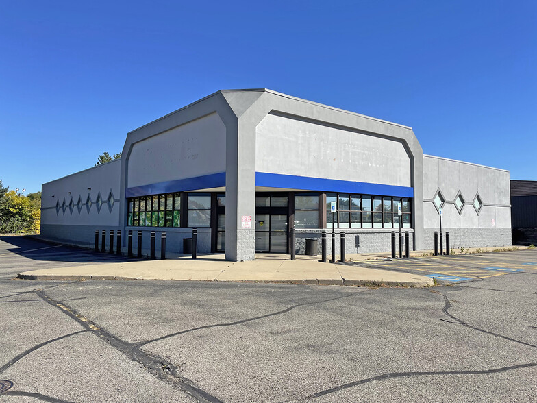 1339 E Grand River Ave, Portland, MI for lease - Building Photo - Image 1 of 3