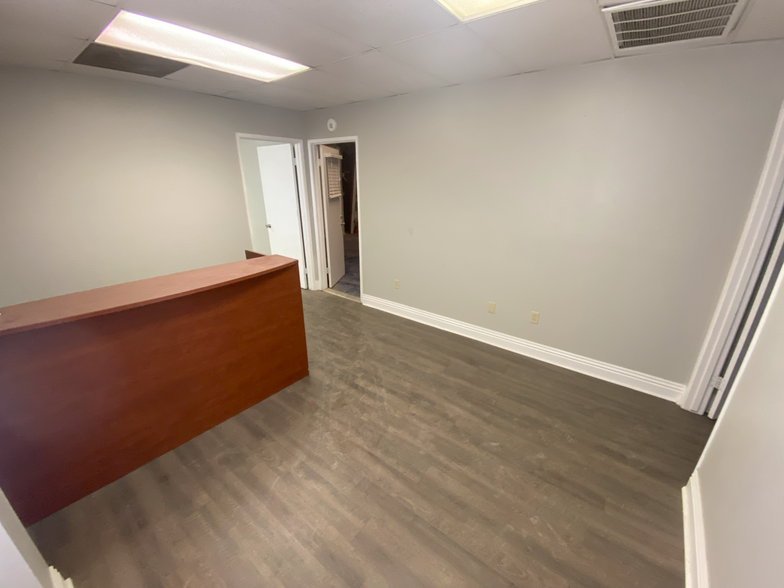 2825 Standard St, Bakersfield, CA for lease - Interior Photo - Image 2 of 7