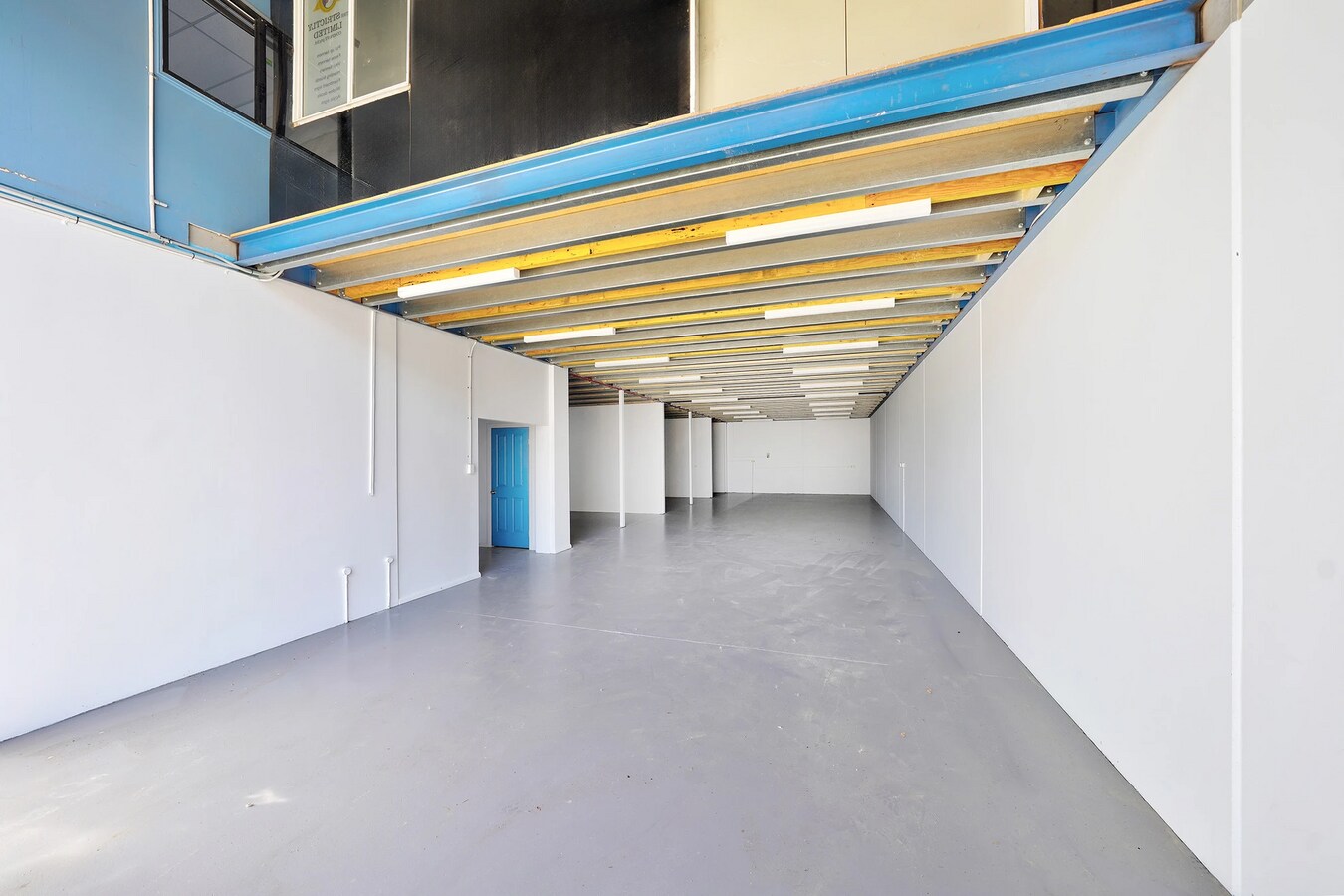 182 Hartley Rd, Smeaton Grange, NSW 2567 - Unit Unit 2 -  - Interior Photo - Image 2 of 7