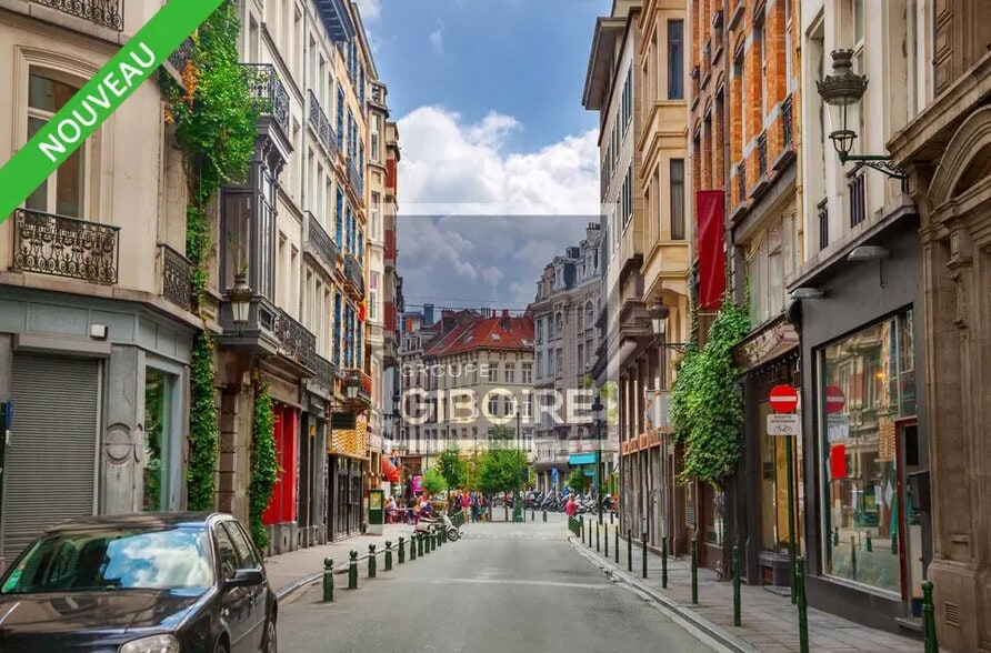 Retail in Montfort-sur-Meu for lease - Building Photo - Image 1 of 1