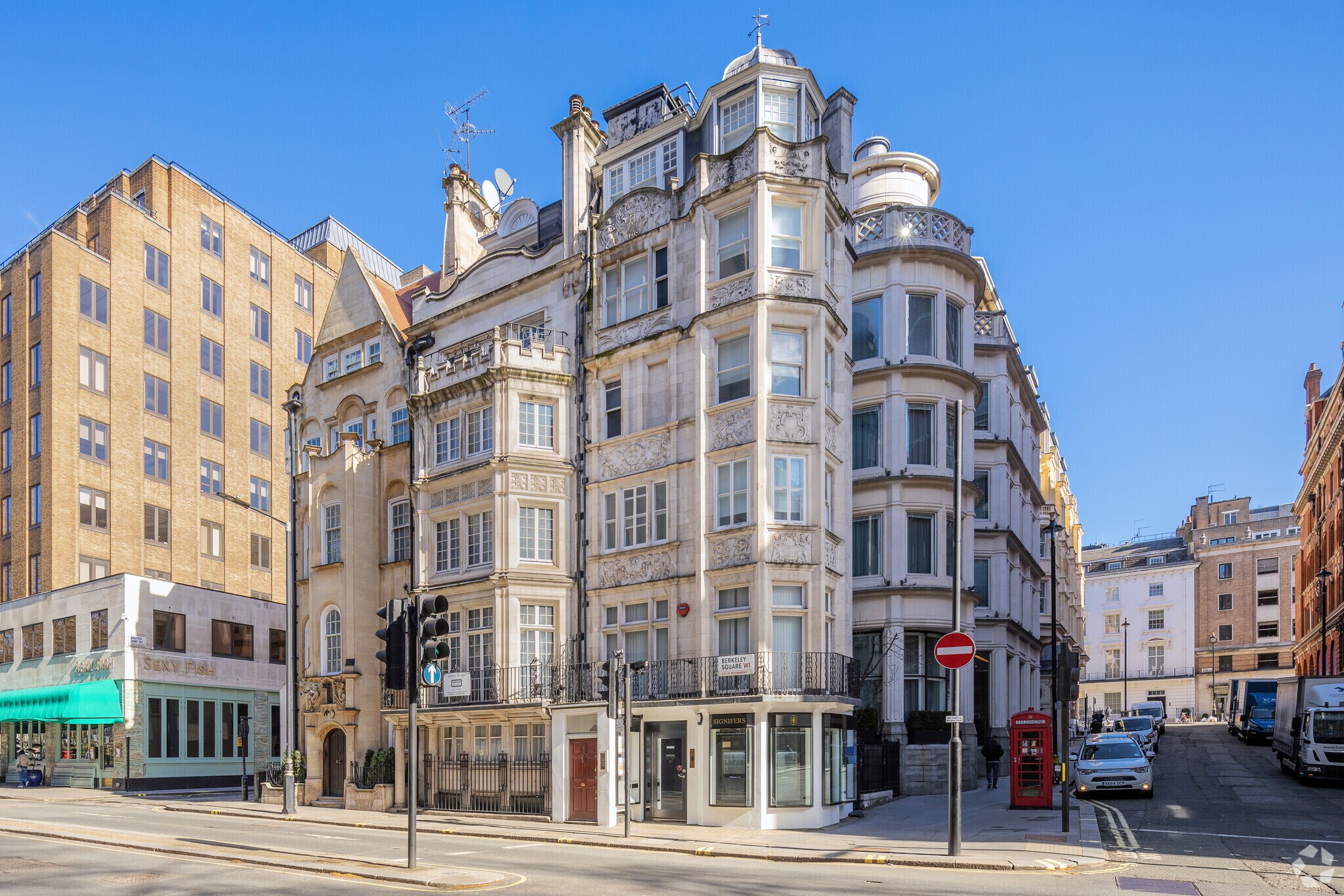 1-2 Berkeley Sq, London for sale Primary Photo- Image 1 of 1