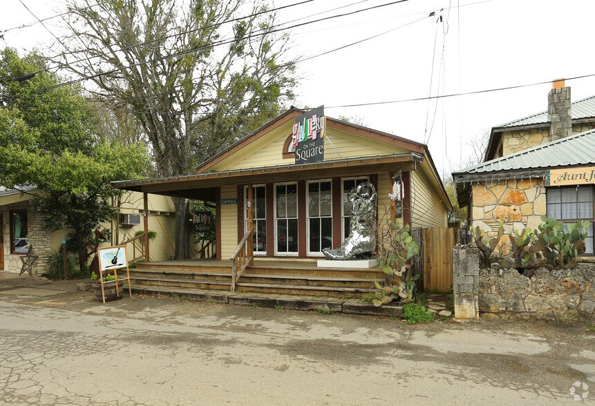 314 Wimberley Sq, Wimberley, TX for sale - Building Photo - Image 2 of 2
