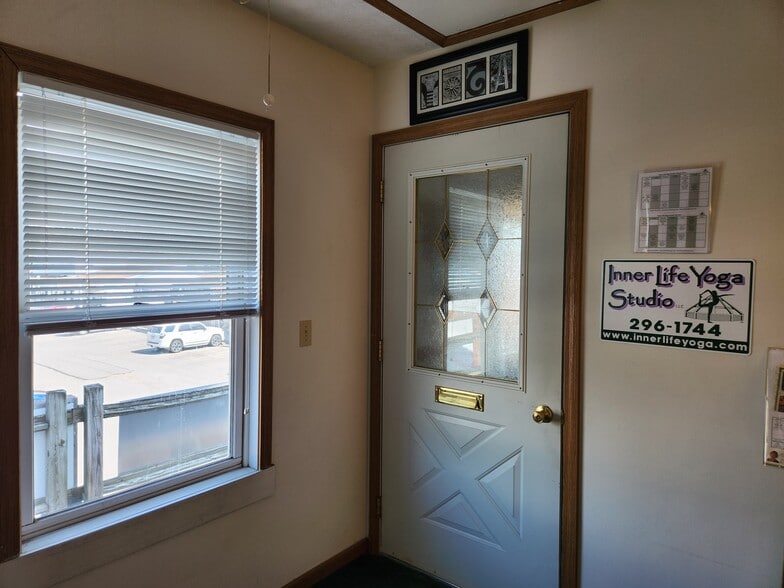 1137 Van Voorhis Rd, Morgantown, WV for lease - Building Photo - Image 2 of 12