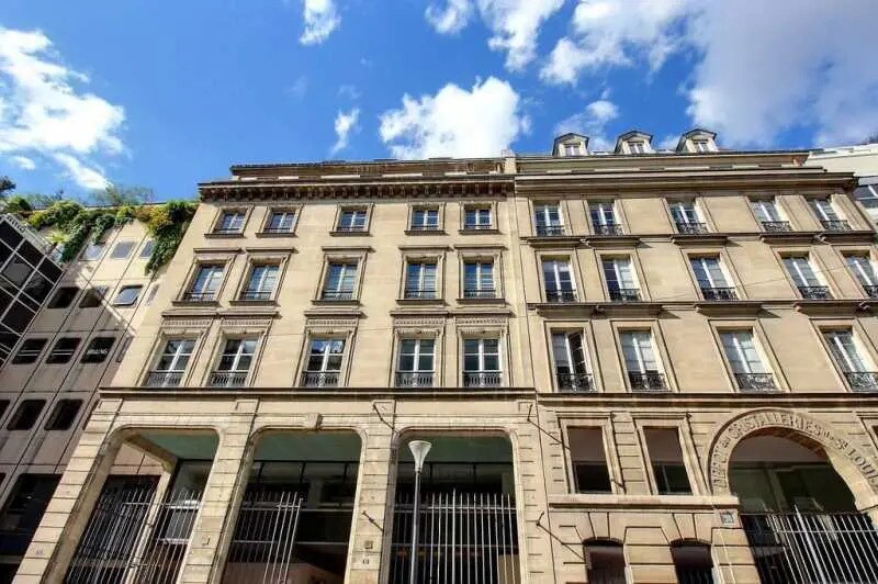 Office in Paris for sale Building Photo- Image 1 of 15