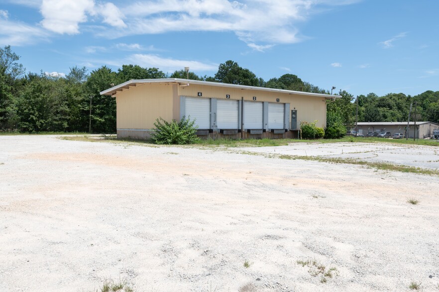 866 Davis Dr Se, Conyers, GA for lease - Building Photo - Image 2 of 20