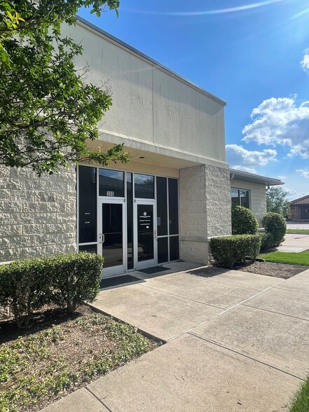 3417 Spectrum Blvd, Richardson, TX for lease - Building Photo - Image 3 of 9