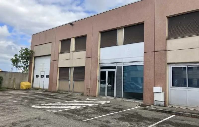2-4 Rue Paul Villard, Chassieu for lease - Building Photo - Image 2 of 37