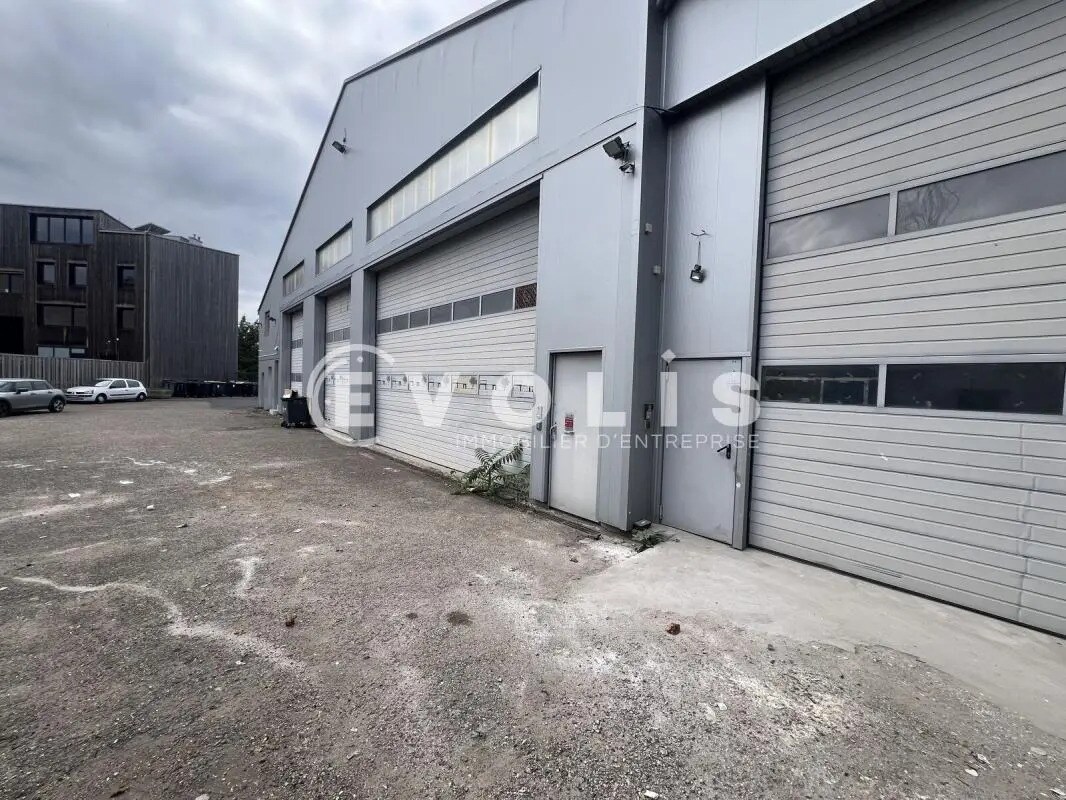 Office in Sucy-en-Brie for lease Building Photo- Image 1 of 5