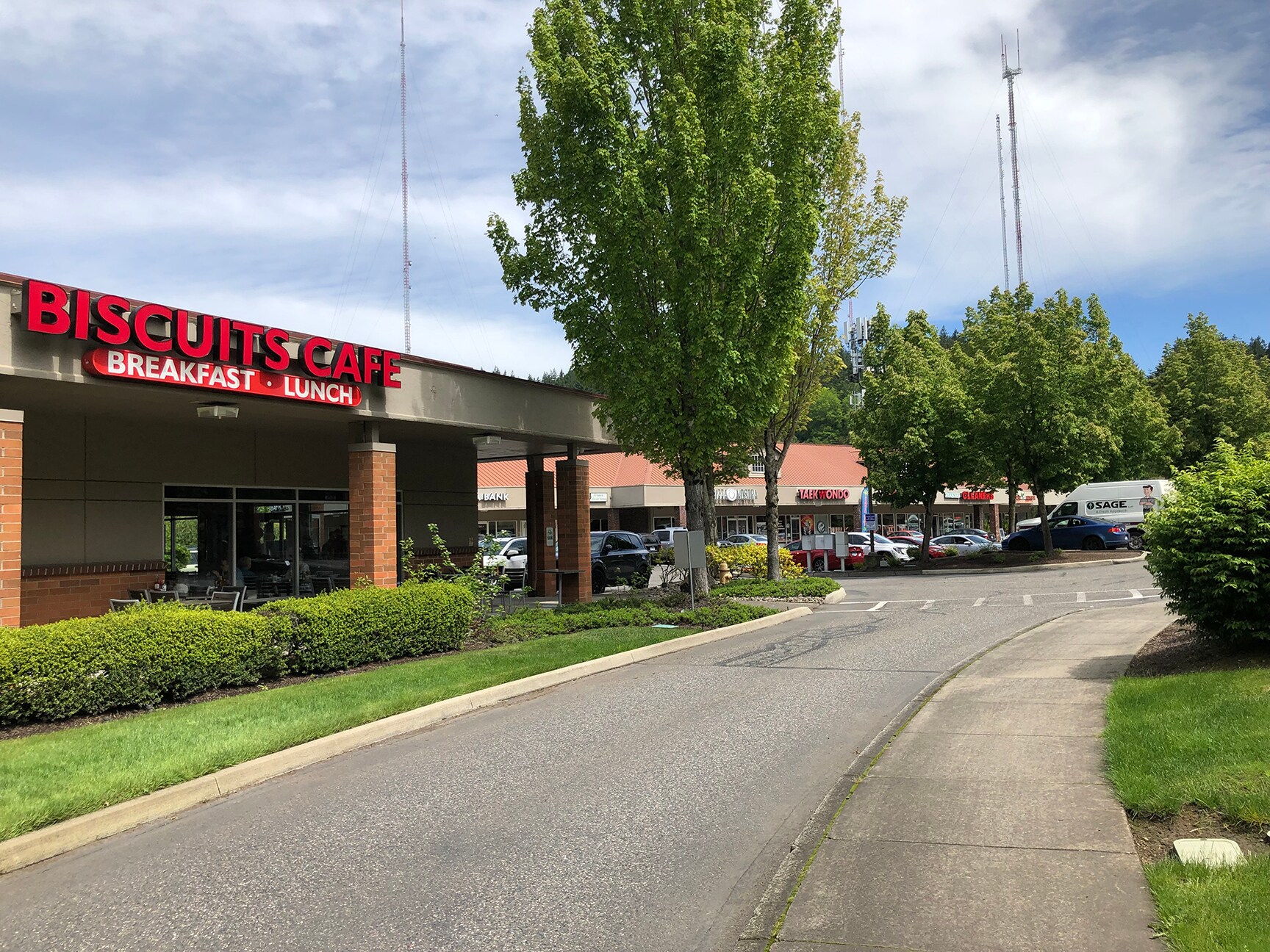 7329-8365 SW Barnes Rd, Portland, OR for lease Building Photo- Image 1 of 7