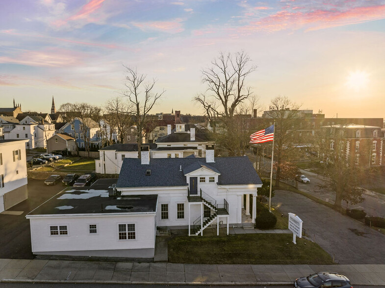 399 N Main St, Fall River, MA for sale - Building Photo - Image 2 of 30