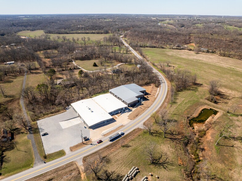 11427 N Hwy 59, Gravette, AR for lease - Building Photo - Image 3 of 6