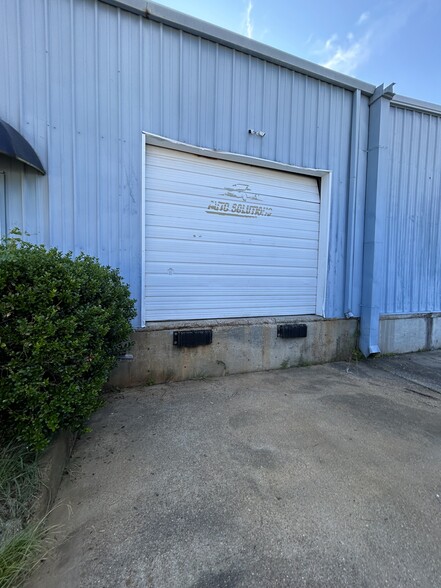 216 Industrial Dr, Ridgeland, MS for lease - Building Photo - Image 3 of 5