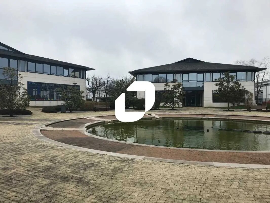 10 Route Nationale, Trappes for lease Building Photo- Image 1 of 5