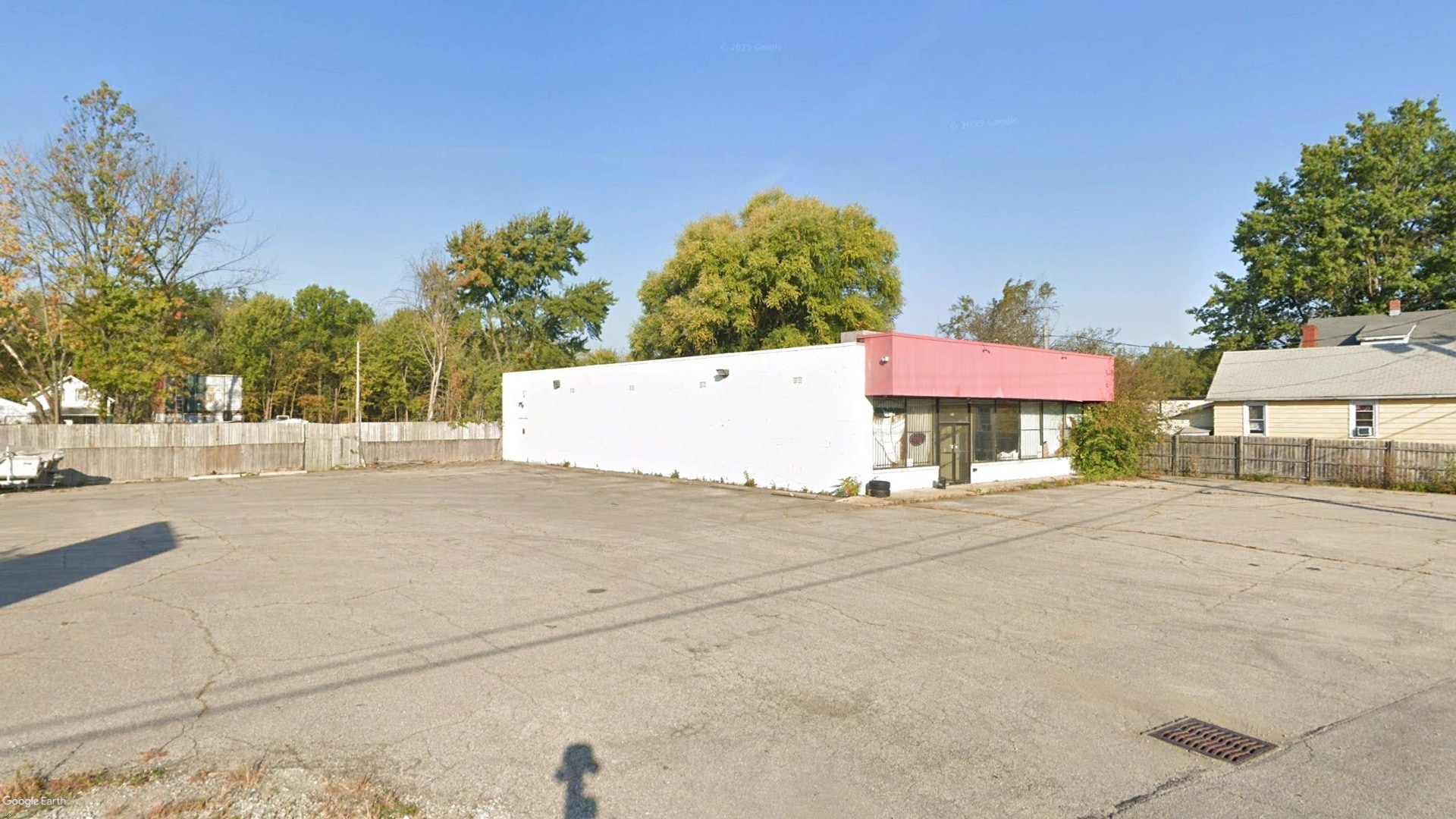 5064 Grove Ave, Sheffield, OH for lease Building Photo- Image 1 of 7