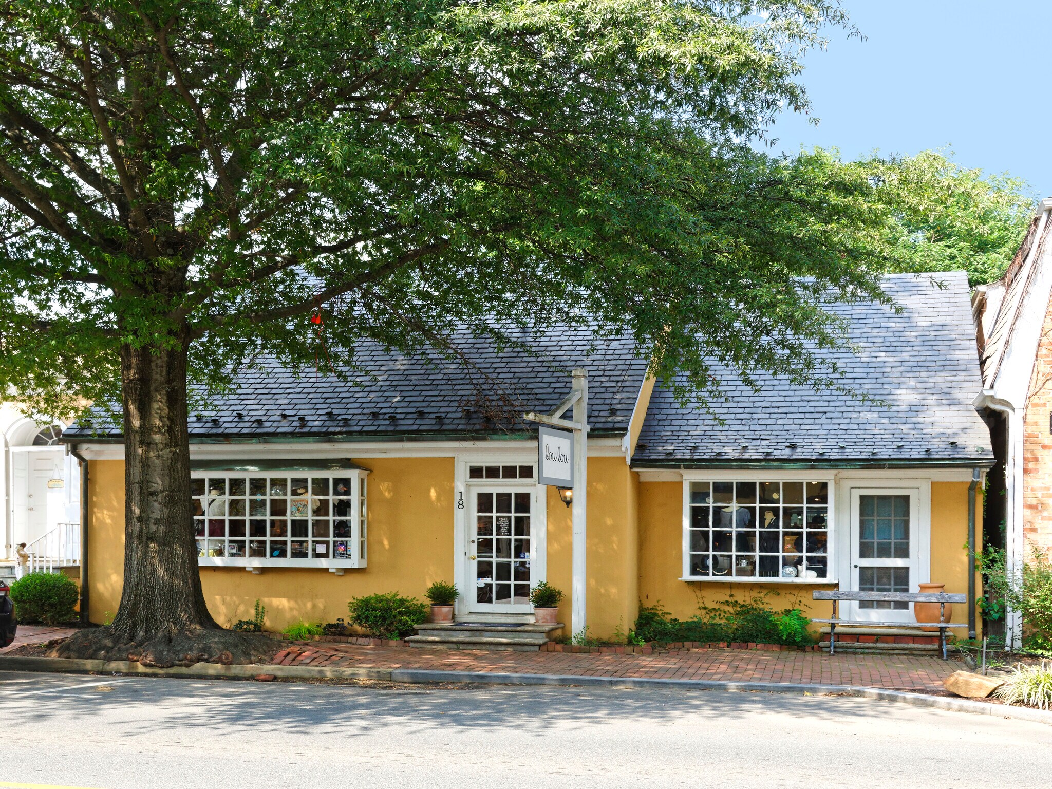 18 E Washington St, Middleburg, VA for sale Building Photo- Image 1 of 1