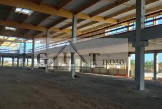 Industrial in Tremblay-en-France for sale - Building Photo - Image 2 of 8