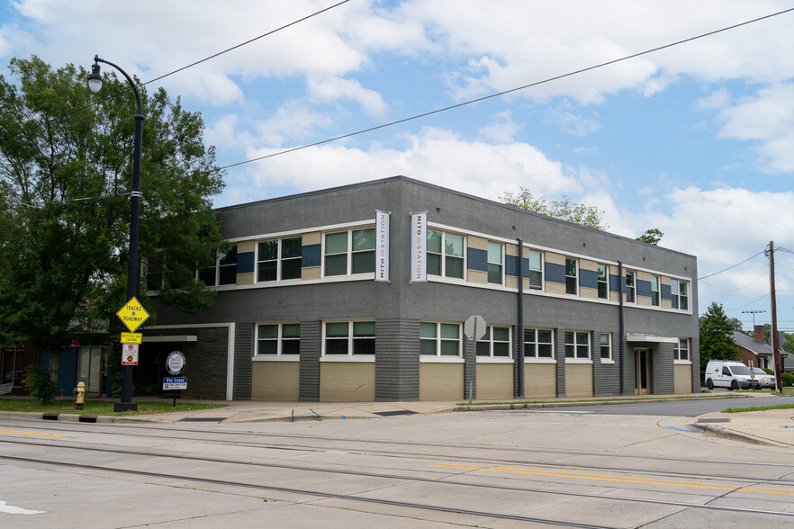 1431 Elizabeth Ave, Charlotte, NC for lease - Building Photo - Image 1 of 20