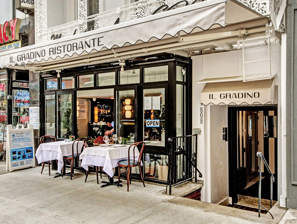 808 Lexington Ave, New York, NY 10065 - Retail for Lease