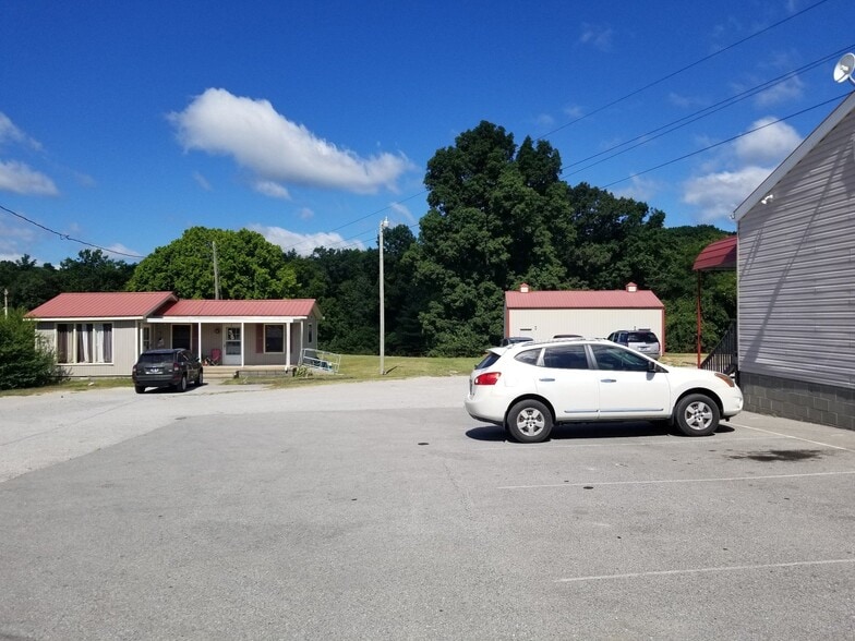 1331 Highway 100, Centerville, TN for sale - Building Photo - Image 3 of 19