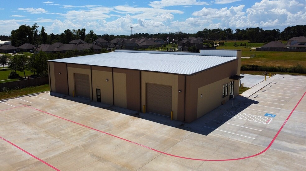 11811 Champion Forest Dr, Houston, TX for sale - Building Photo - Image 1 of 4