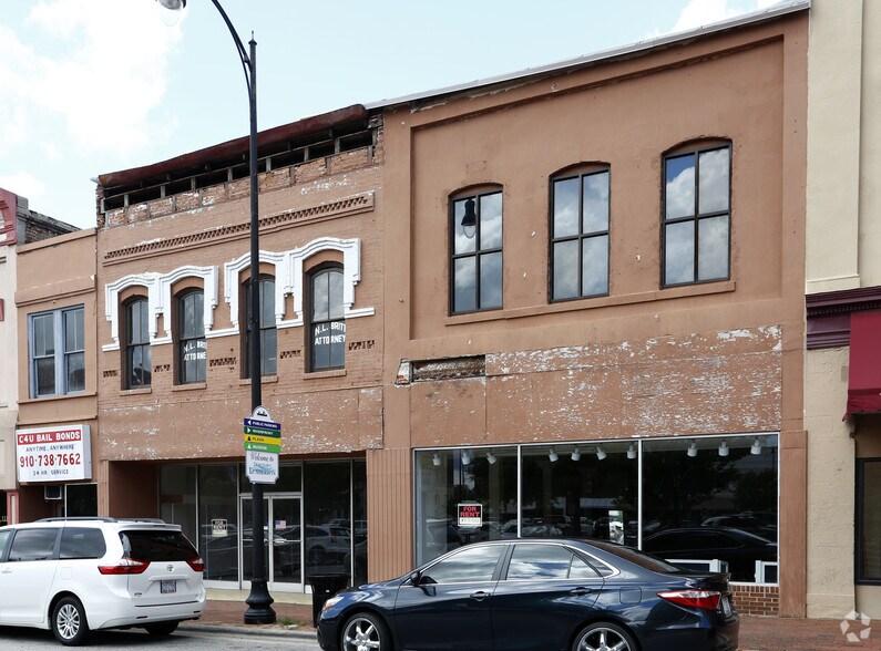 415 N Elm St, Lumberton, NC 28358