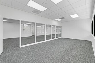 1910 NW 97th Ave, Miami, FL for lease Building Photo- Image 2 of 22