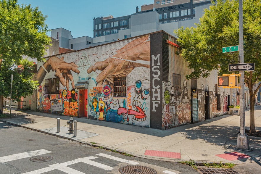 58 S 6th St, Brooklyn, NY for lease - Building Photo - Image 3 of 3