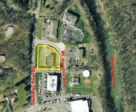 725-729 Mt Airyshire Blvd, Columbus, OH - AERIAL  map view