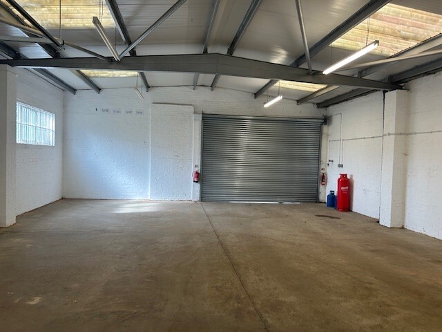 Mount Rd, Feltham for lease - Building Photo - Image 2 of 2