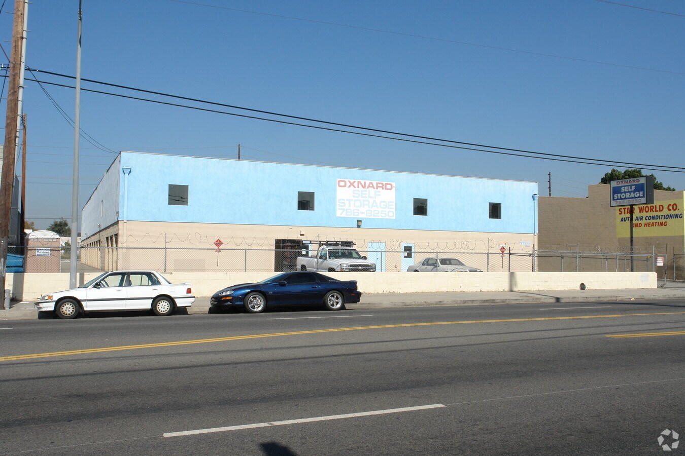 14235 Oxnard St, Van Nuys, CA 91401