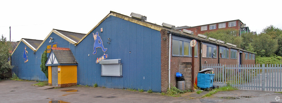 Gilnow Ln, Bolton for sale - Building Photo - Image 1 of 1