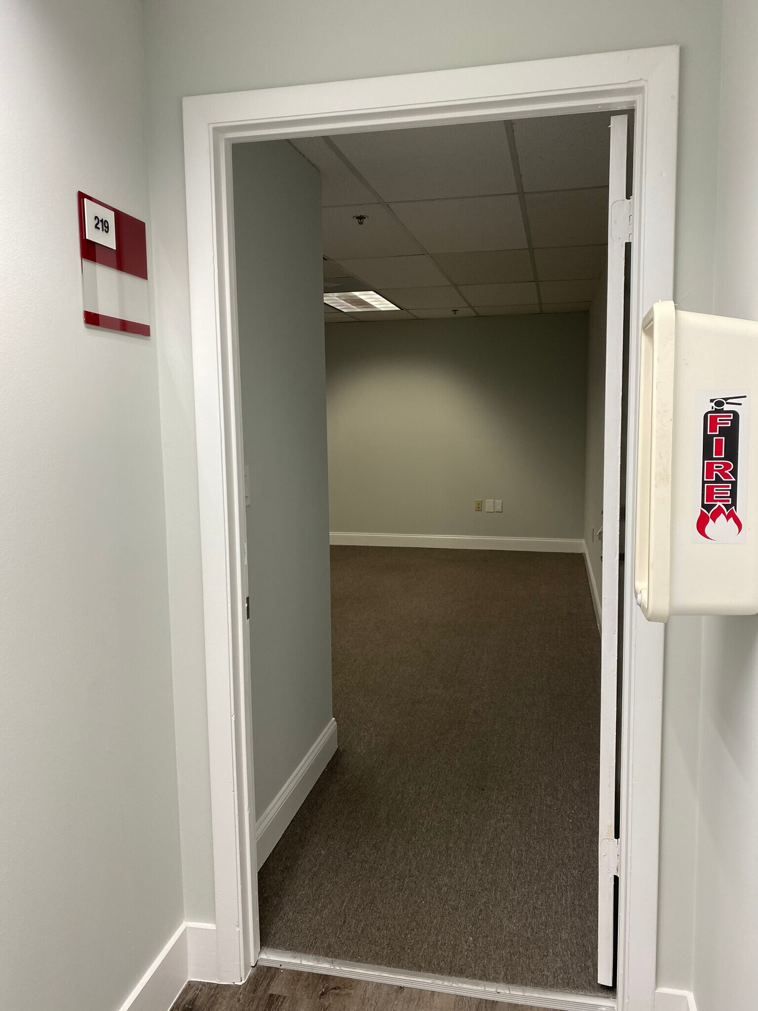 Everything You Need To Know About 2025 Nw 102Nd Ave, Doral - hb1arwn