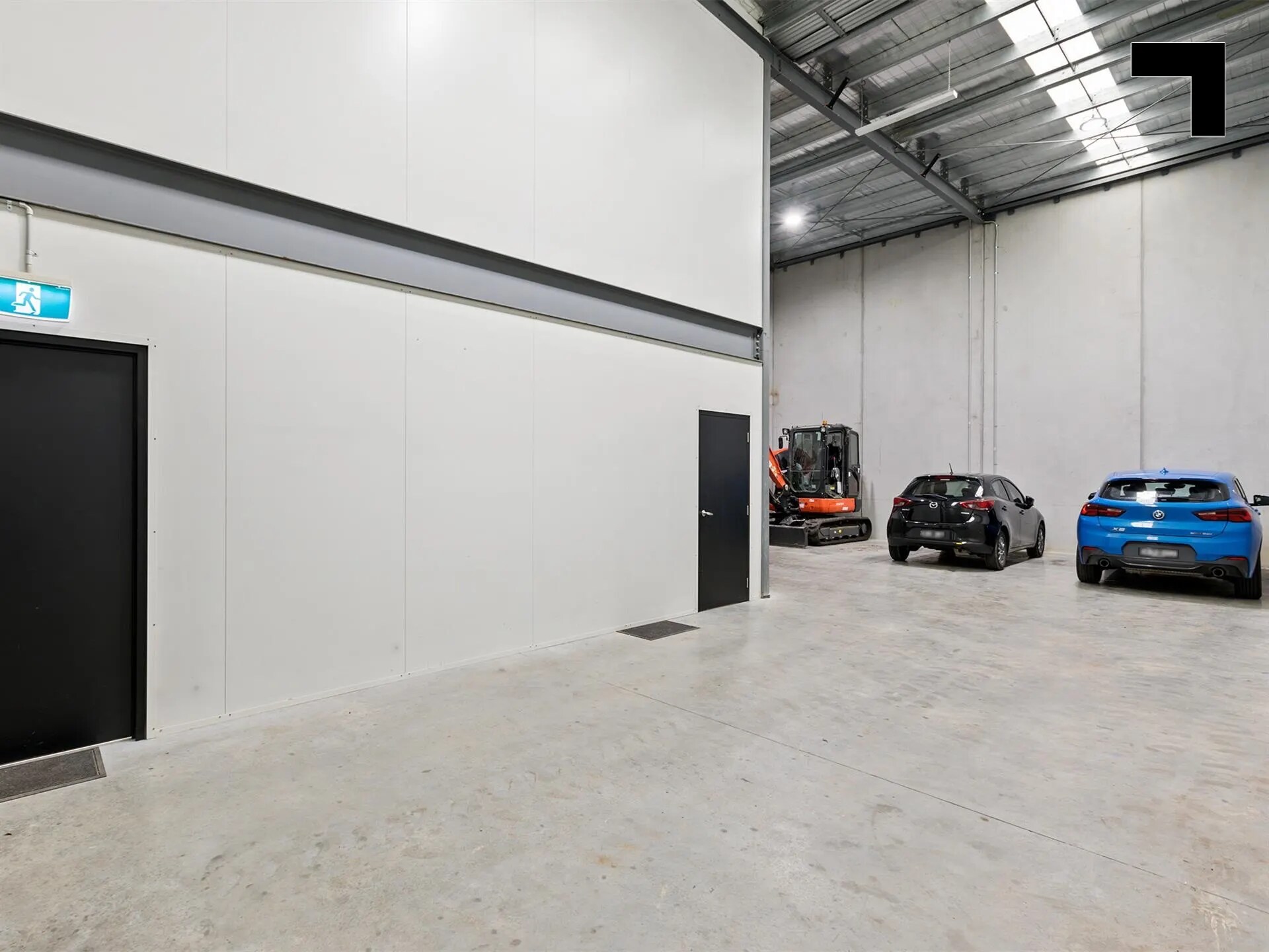 7 Corporate Bvd, Bayswater for lease Interior Photo- Image 1 of 5